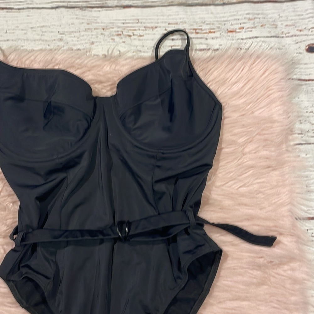 NWOT Perfect DD Black Shine Bustier Belted One Piece Swimsuit - Picture 6 of 9